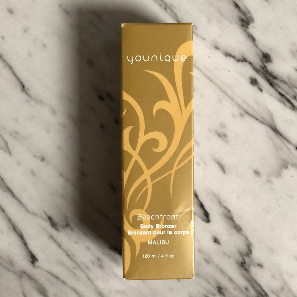 Younique Beachfront Body Bronzer { MALIBU }